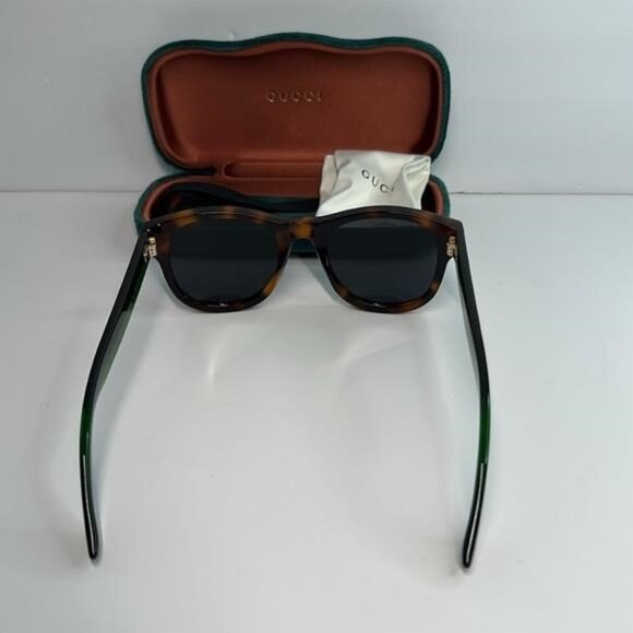 Gucci Tortoiseshell Sunglasses with Red and Green Stripes - Picture 12 of 13